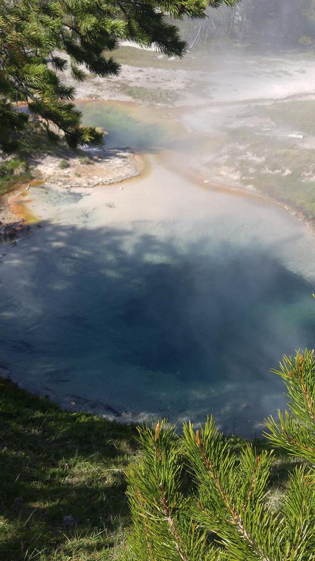 West Thumb Pools