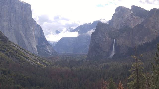 Tunnel View