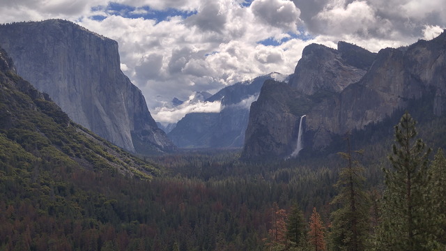 Tunnel View